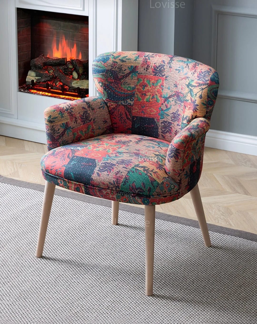 Designer accent chair