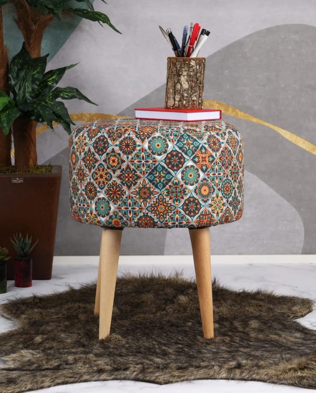 PufyHome Etna Mangala Puff – 4 Bente, Allsidig Puff i Bøk med Retro Design