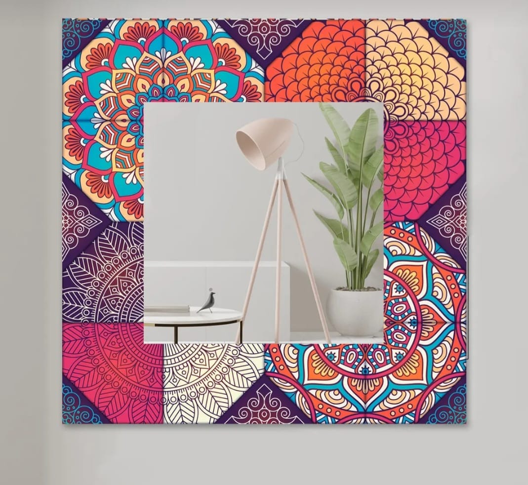 Dekorativ Kvadratisk Veggspeil 60x60 – Moderne Speil for Entré, Stue, Baderom