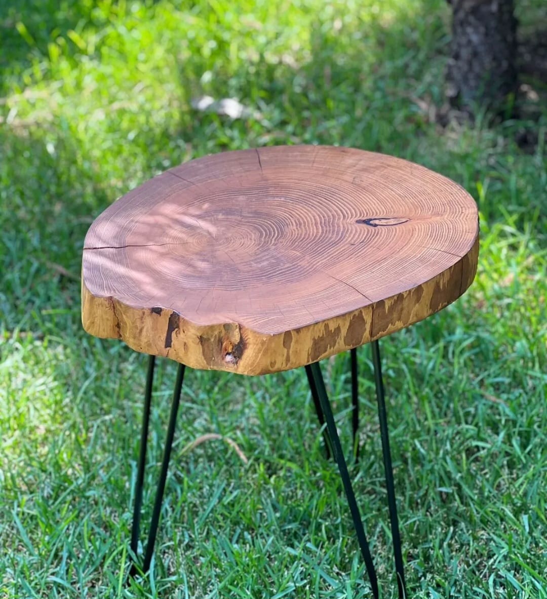 General Mark Natural Kutt Sidebord | Klassisk Retro i Massivt Tre