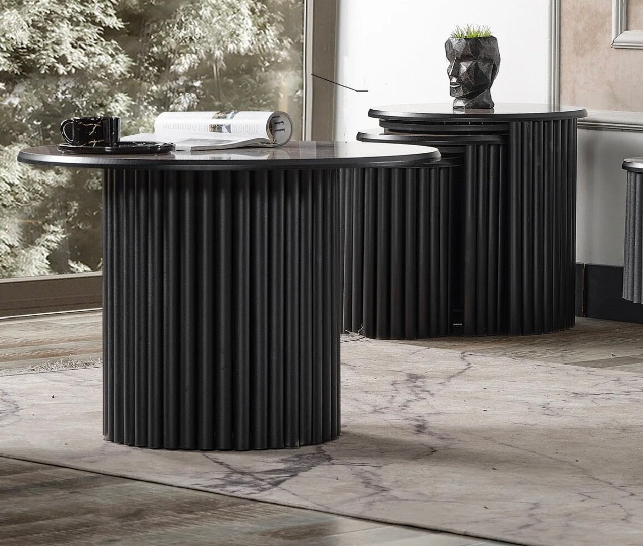 Kagu Boston Sofabord – Stilrent Rundt Design i Grått og Svart Metall