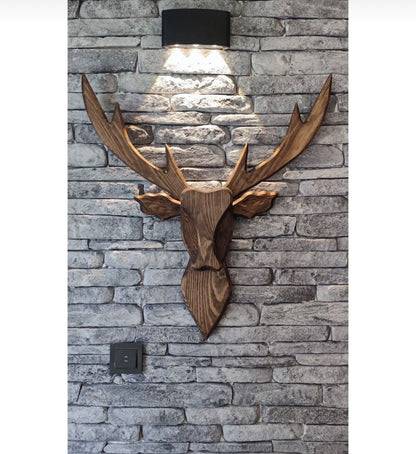 Kütük Shop 8-Dekorativ Hjortehode i Tre – Valnøttfarget Veggdekor (70x70 cm)