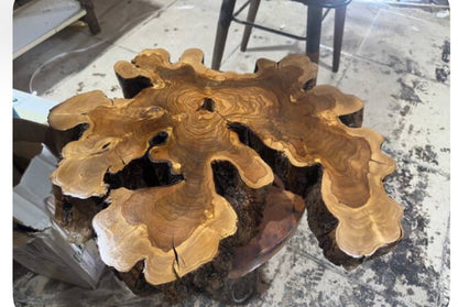 Kütük Shop-Naturlig Trestubbe Salongbord – Unikt Design i Massivt Tre