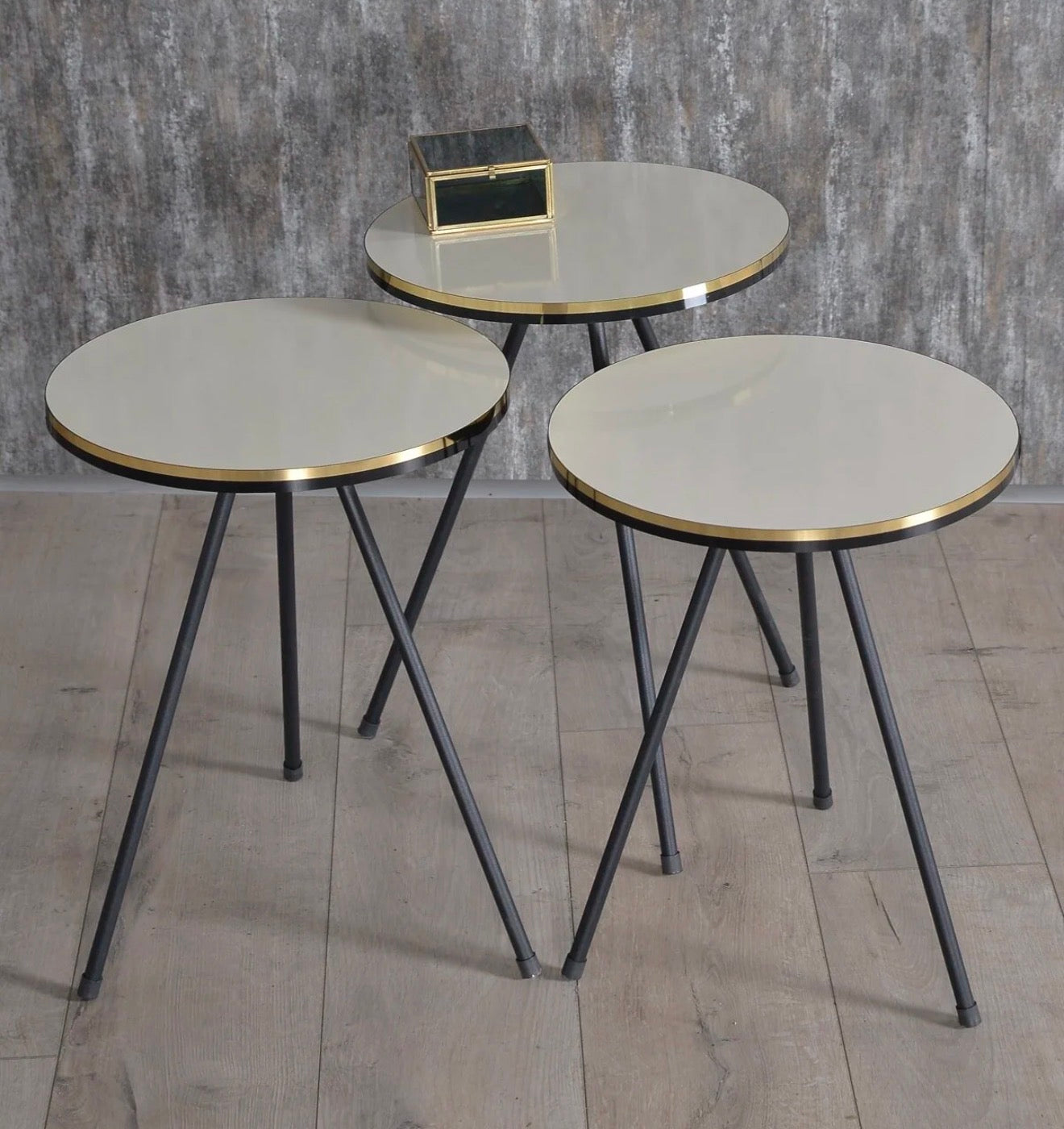 Goldfalez 3102 Sofabord + Zigonbord Sett (4 deler) – Svart &amp; Gull/Krem | Oval Design med Metallben