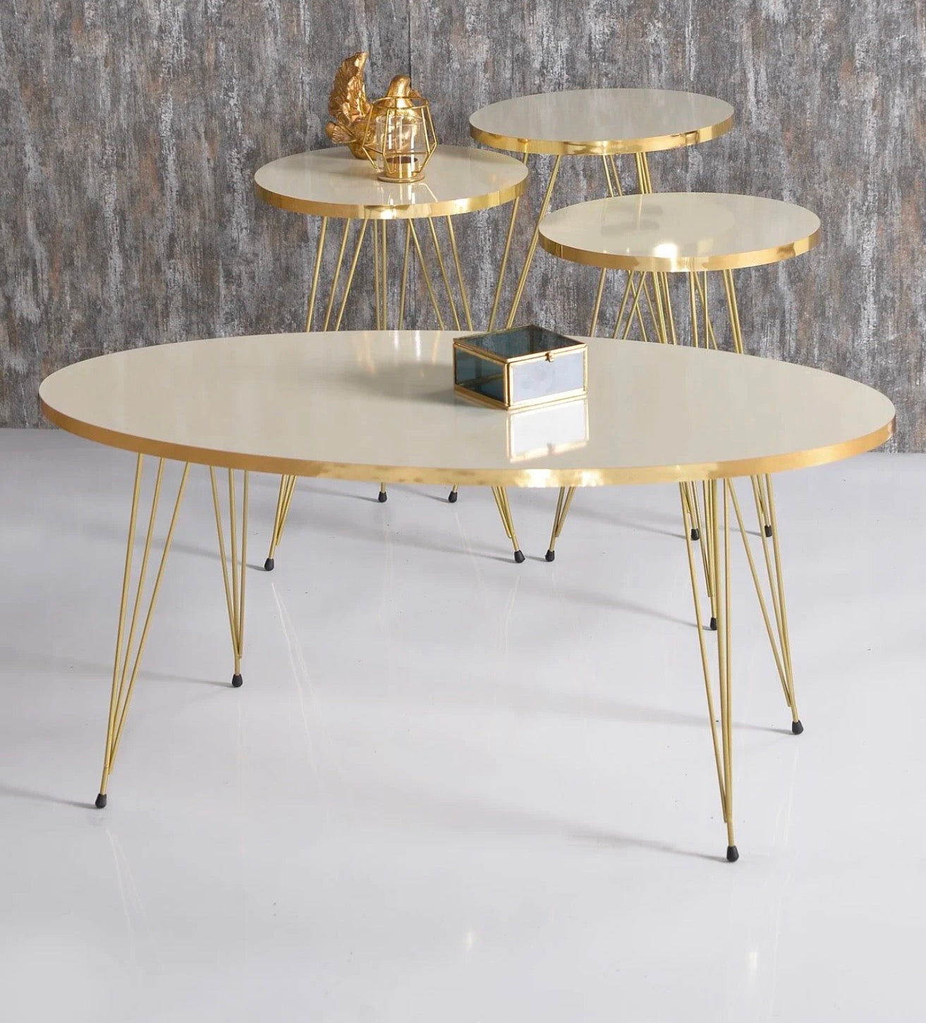 Goldfalez 3038 Sofabord + Zigonbord Sett (4 deler) – Gull &amp; Krem | Oval Design med Metallben